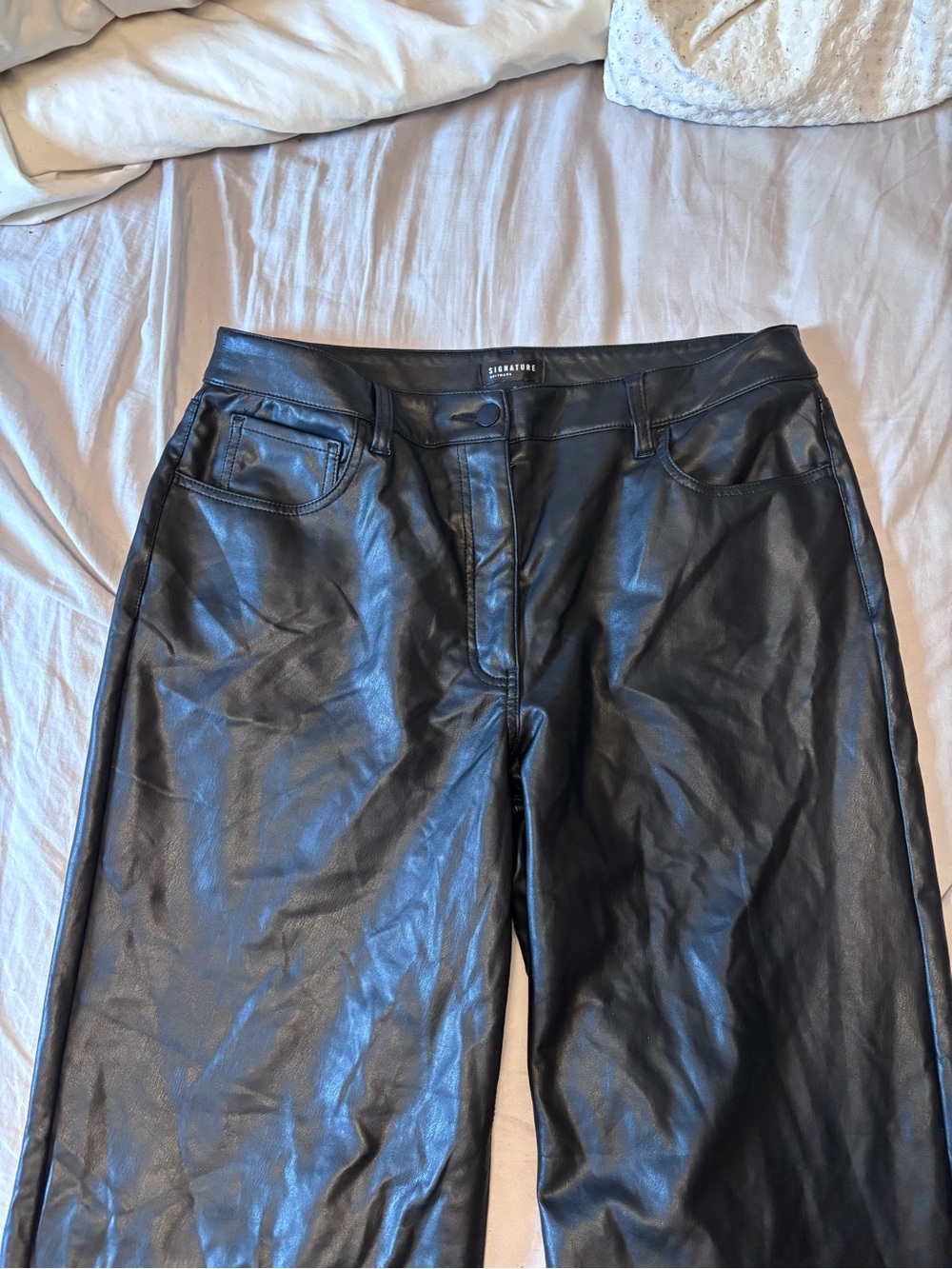Reitmans Black Faux Leather Wide Leg Pants